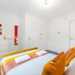 Daire New! Stylish 5-bed In Stockton-on-tees By With Us, Perfect For Contractors & Large Groups, Free Parking! Thornaby on Tees