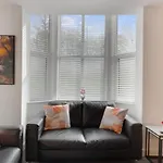 New! Stylish 5-bed In Stockton-on-tees By With Us, Perfect For Contractors & Large Groups, Free Parking! Daire Thornaby on Tees