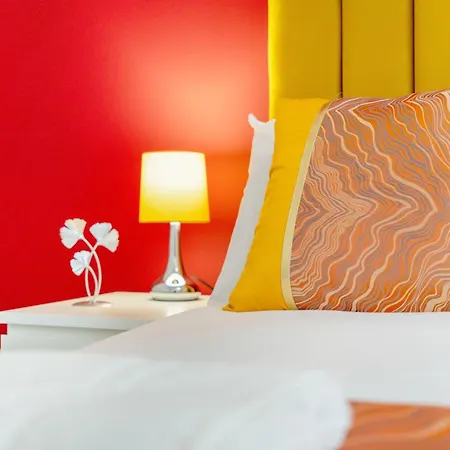 Apartament New! Stylish 5-bed In Stockton-on-tees By With Us, Perfect For Contractors & Large Groups, Free Parking! *